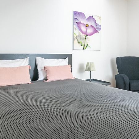 Cozy Apartments In Heart Of Lisbon Bairro Alto Exteriör bild